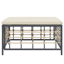 haveskammel med beige hynde polyrattan