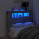 sengegavl m. LED-lys 120x18,5x103,5 cm konstrueret træ betongrå