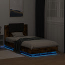 sengeramme med sengegavl og LED-lys 75x190 cm røget egetræ