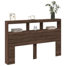sengegavl med opbevaring og LED-lys 160x17x102 cm brunt eg