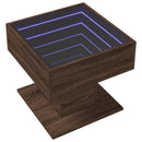 sofabord med LED-lys 50x50x45 cm konstrueret træ brunt eg