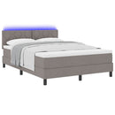 Box spring seng med LED-lysstrimler Gråbrun 140 x 200 cm Stof