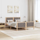 Sengestel med hovedgærde Gråbrun 140 x 190 cm Massiv fyrretræ